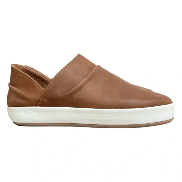 Beek Jay Slip On Leather Tan Sneaker - Picture 2 of 9